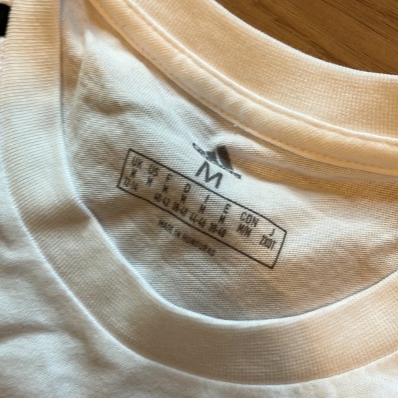 Adidas NWT Women’s Multi-Sport Tee Shirt, - Picture 2 of 7